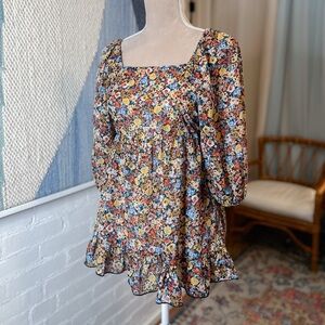 KnitWorks Dark Blue and Burgundy Floral Puff Blouse